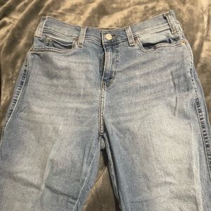 Worn a couple times. Good condition.